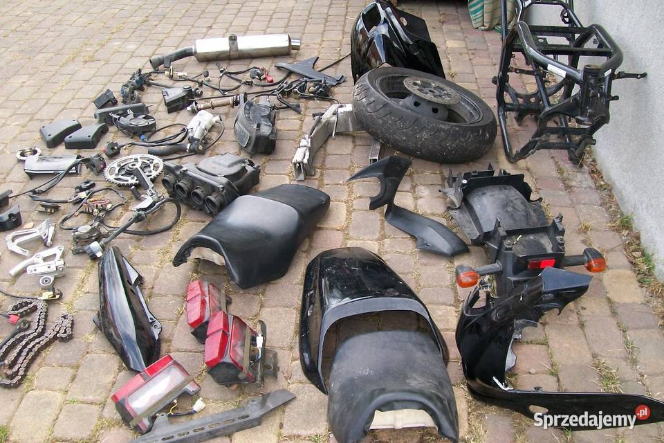 yamaha fzs 600 fazerczasza lampa kanapa wydech Pozostałe Lwówek Śląski