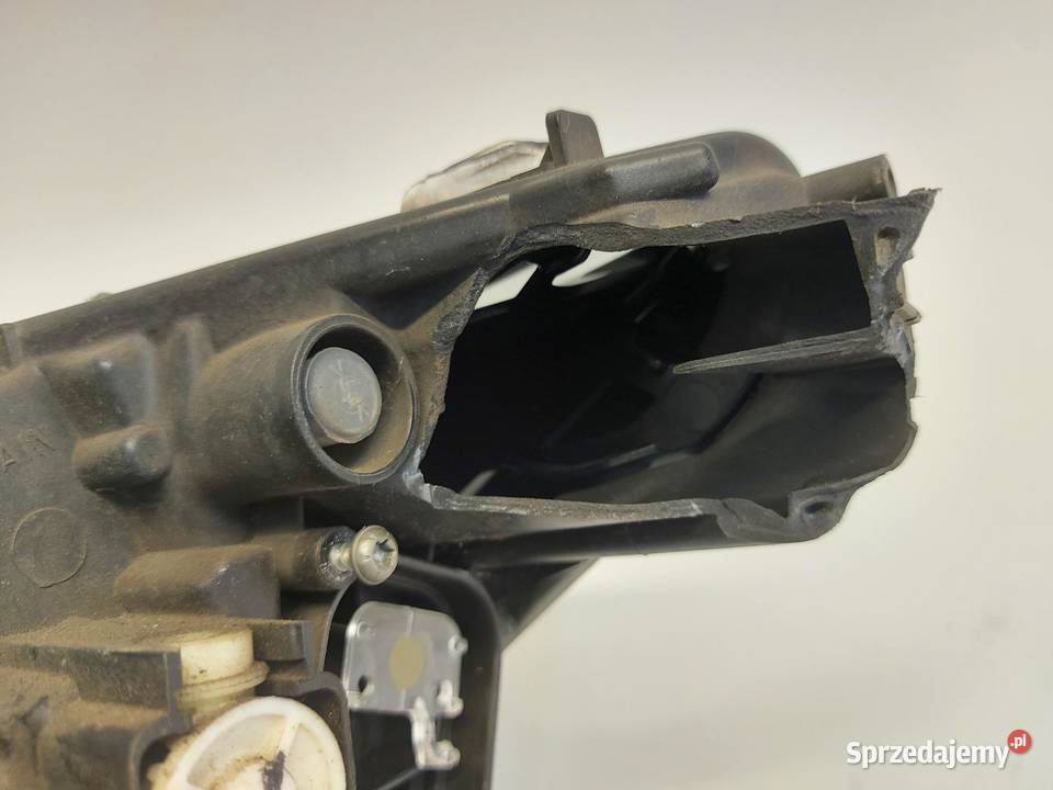BMW i3 i01 REX Lampa przód prawa UK RHD 7295672