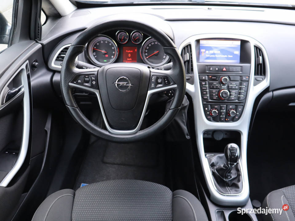 Opel Astra 14 T Piaseczno