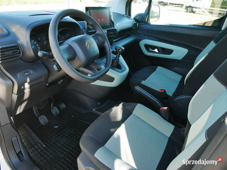 Citroen Berlingo 12PT 110 Eu6 Long 7 Osób 7 gniazdo USB śląskie Goczałkowice-Zdrój