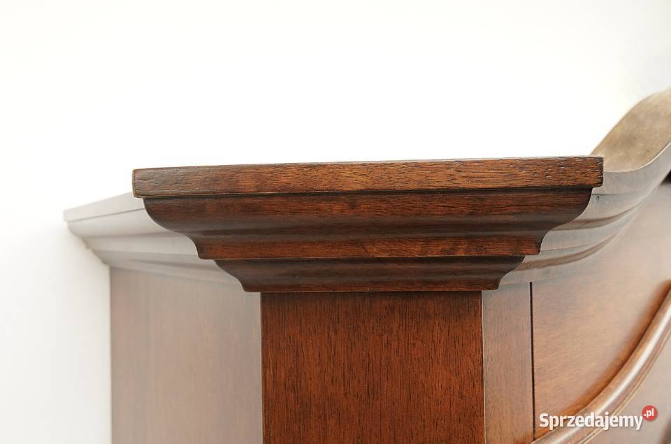 Stylowa intarsjowana szafa z kwiatowym motywem Meble Jerka