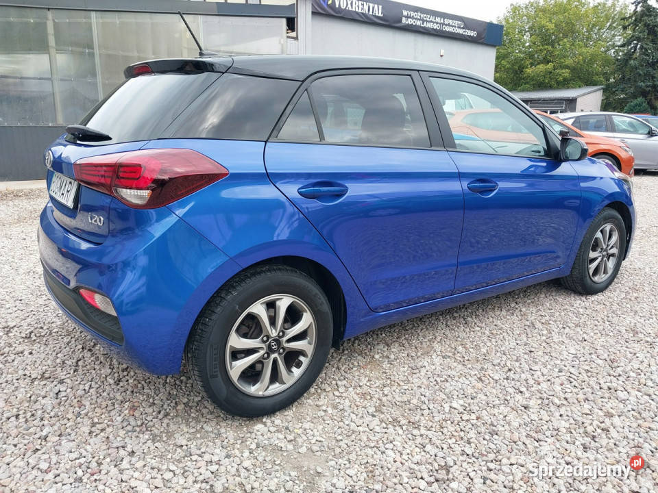 Hyundai i20 12 benz SALON 1 wł Tempomat Kamera manualna Warszawa sprzedam