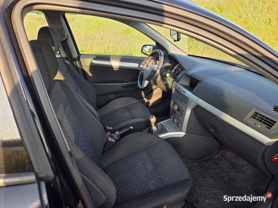 Opel Astra H 20T 2005 192000km łódzkie Zduńska Wola