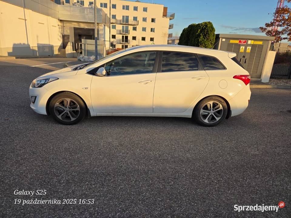Hyundai i30 kombi 16 CRDI 100KW 136 Kombi Gdańsk