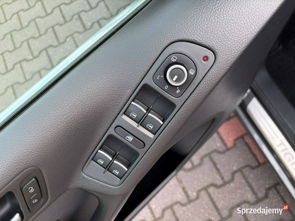 Volkswagen Tiguan 14 TSI Kamera cofania mazowieckie