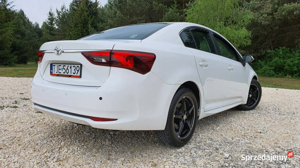 Toyota Avensis 16 D4D 112 Navi Super Stan Biała VAT marża Chmielnik