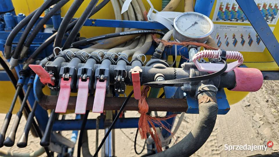 Opryskiwacz delvano 800l 21m Brodnica