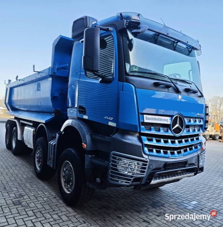 Wywrotka 8x8 Mercedes 11000cm3 Warszawa