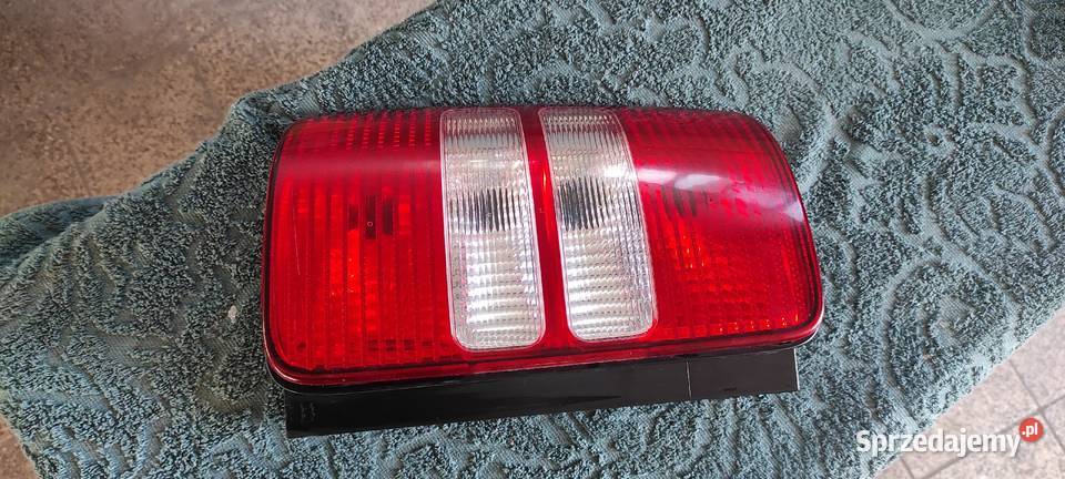 Lampa lewa tylna VW Caddy 20102015 osobowe Dzierżoniów