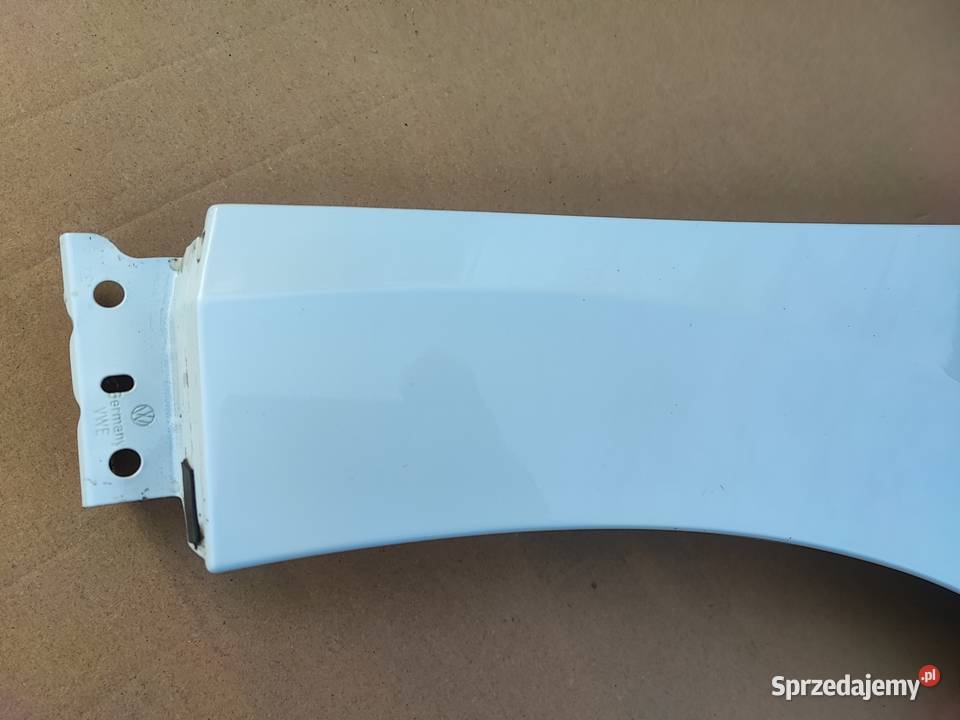 Błotnik Volkswagen Arteon do założenia w kolor Lipno