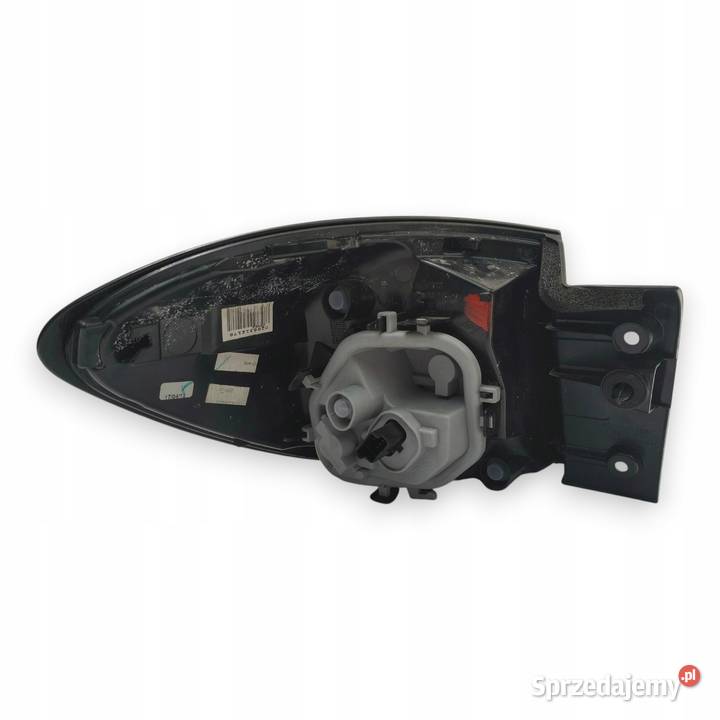 LAMPA PRAWA Renault Captur I tylna tylnia prawy Chełm