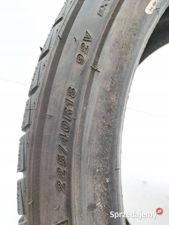 OPONA ZIMOWA TRAZANO ZUPERSNOW Z507 22540R18
