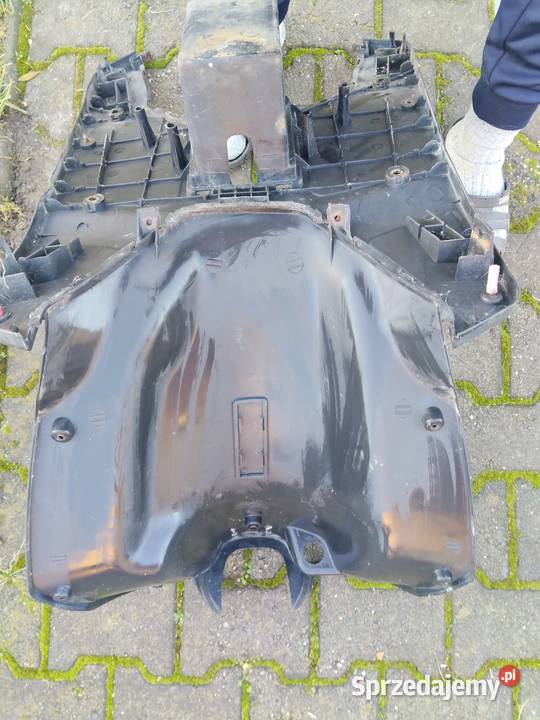 Osłona wewnętrzna nóg do skutera