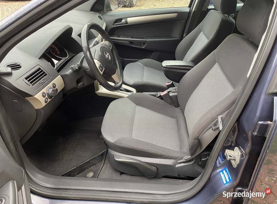 Opel Astra H AUTOMAT 18 Benzyna moc 140 Super VAT marża Wieliszew