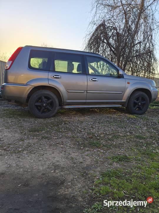 Nissan x trail 20 benzyna 4x4 hak Limanowa