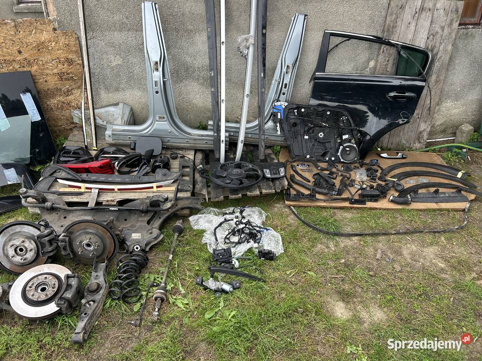 Pozostałości Kia sportage 4 słupki drzwi lewe wielkopolskie Krotoszyn