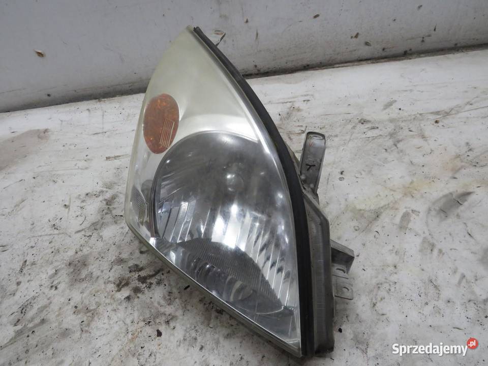 LAMPA PRAWA PRZEDNIA PRZÓD LAND CRUISER 120