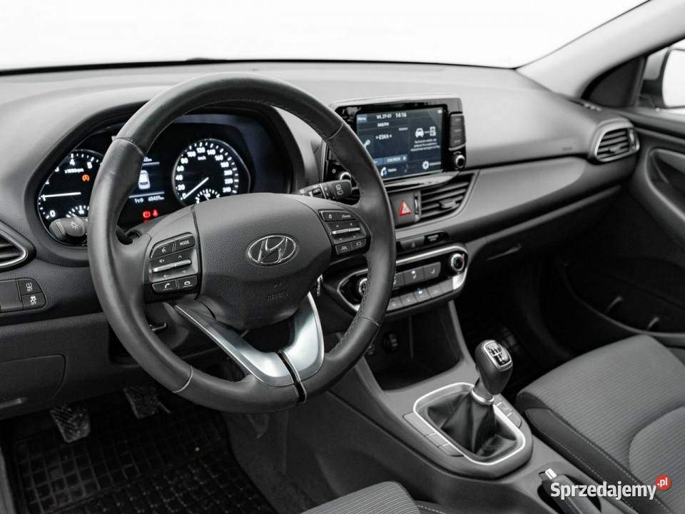 Hyundai i30 WJ4432L10 TGDI Modern Kcof Czpark