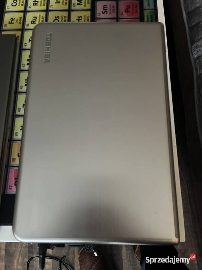 laptop toshiba satellite S75
