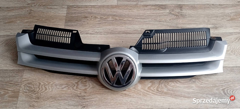 Klimatyczne grille samochodowe jako dekoracja Koszalin