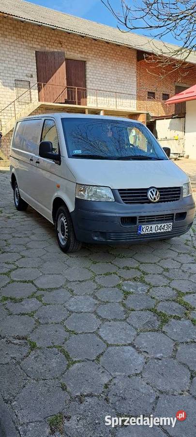 Sprzedam VOLKSWAGEN TRANSPORTER T5 19 TDI 2006 Napęd przednia oś małopolskie Racławice sprzedam