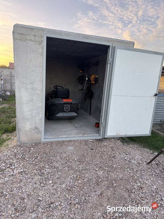 Moduł domek betonowy na rower traktorek kosiarkę Radom