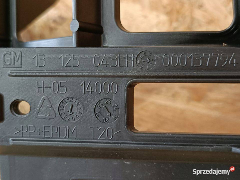 OPEL ZAFIRA B ŚLIZG ZDERZAKA LEWY TYŁ 13125043