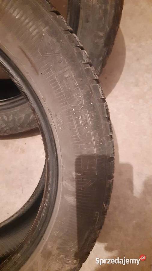 Sprzedam dwie opony r18 22555 vredestein z 2022 Ostrowiec Świętokrzyski
