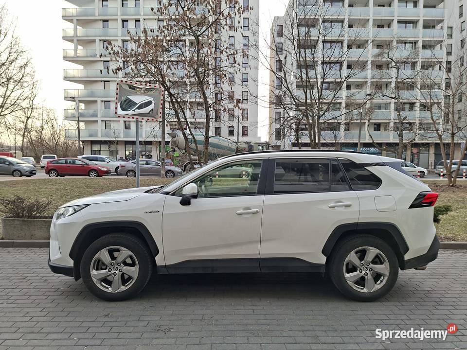 Toyota RAV4 Hybrid 29 300 Bezwypadkowa Idealny Rok produkcji 2021 Warszawa