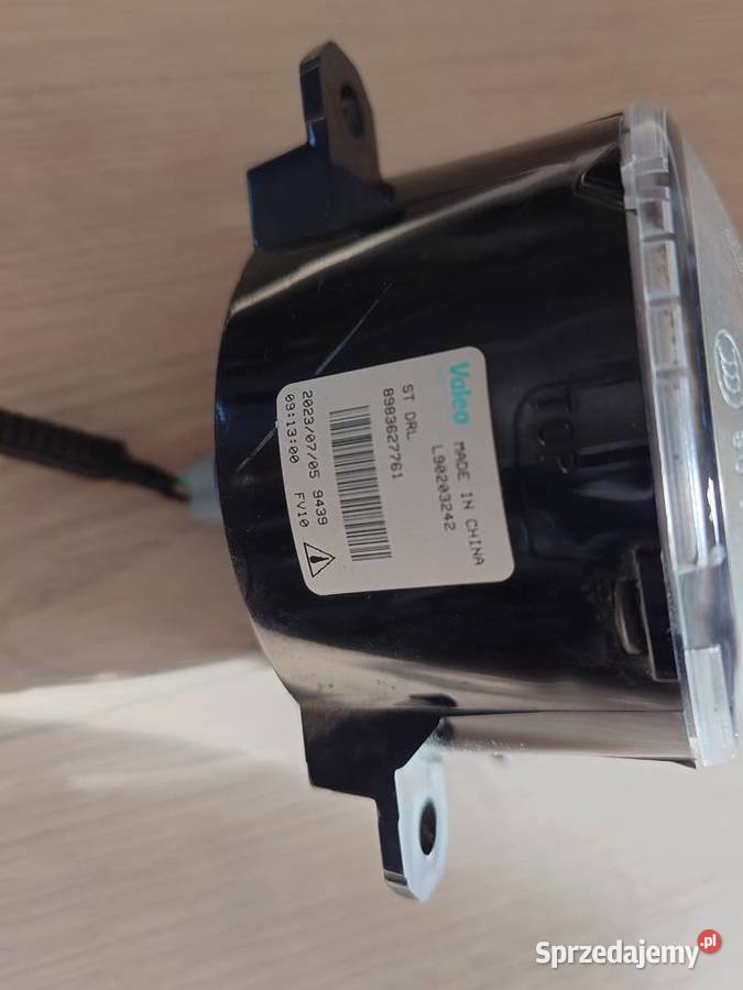 Halogen światło dzienne lewa strona Isuzu d III osobowe Kielce sprzedam