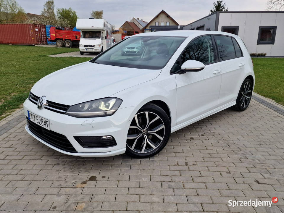 Volkswagen Golf 20tdi R Line Bixenon Skóra Navi podgrzewane fotele