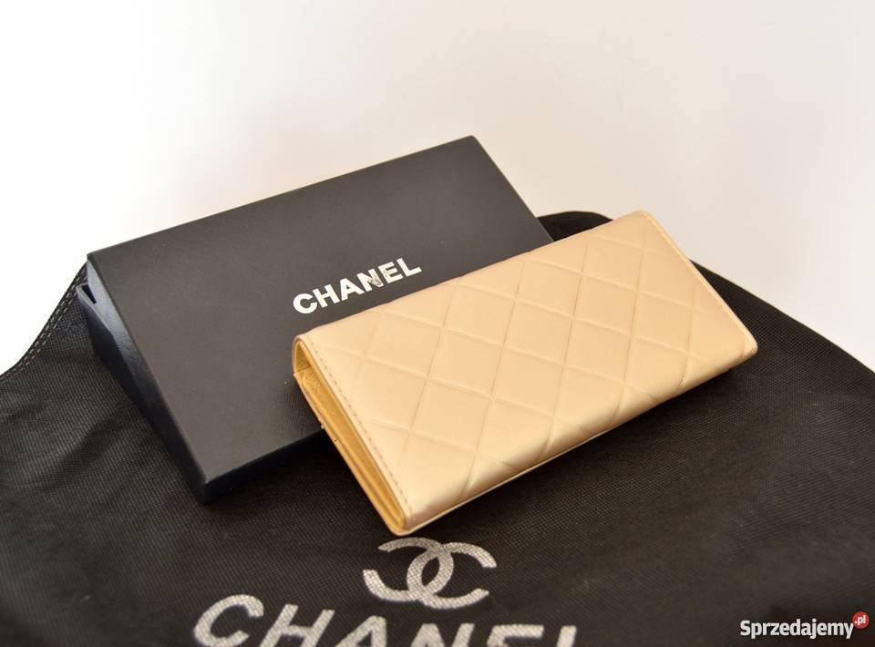 CHANEL PORTFEL DWUKOMOROWY TĘCZOWA BLASZKA sprzedam