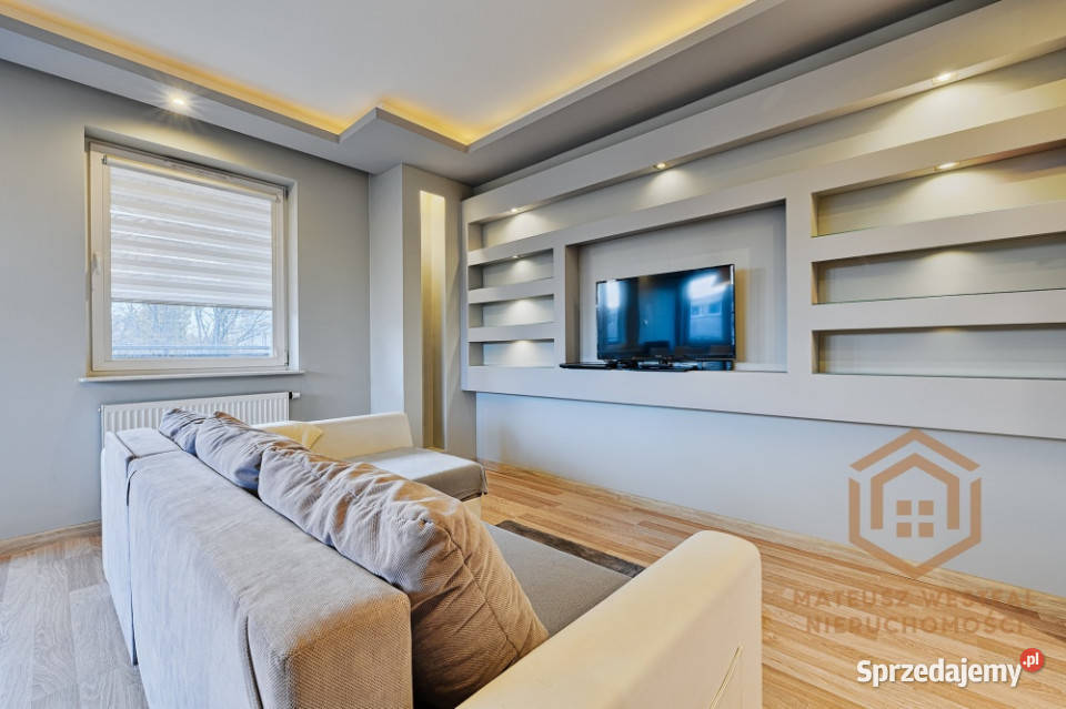 Przestronne 2 pokoje 49 m Balkon Garaż W pełni Łódź