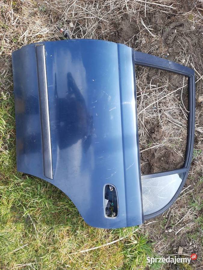 Toyota Carina e sedan drzwi lewy tył Tarnów