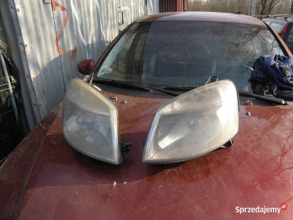 Lampa przednia prawa lewa Citroen Berlingo I