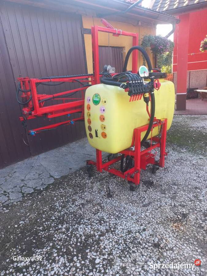 Opryskiwacz polowy Rau 400l 12m fabryczny stan Połaniec sprzedam