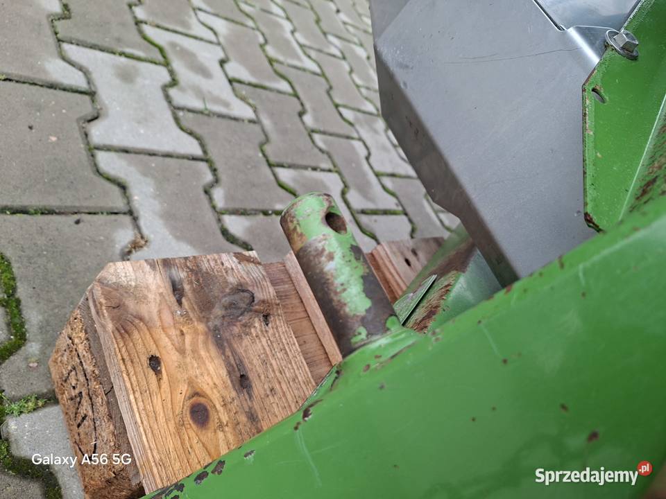 Rozsiewacz nawozu Amazone zam compact 1500 ladny Września sprzedam
