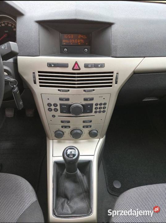 Sprzedam Astre H kombi 2009r 18 140