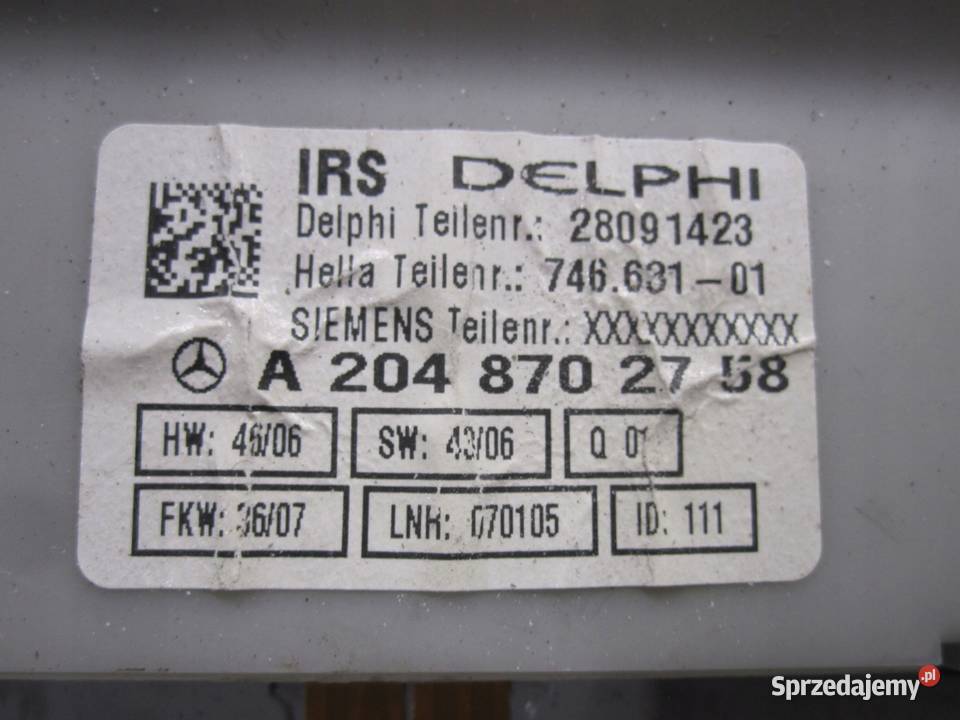 MERCEDES W204 07r lampka podsufitki A2048702758 Oświetlenie kabiny Kielce