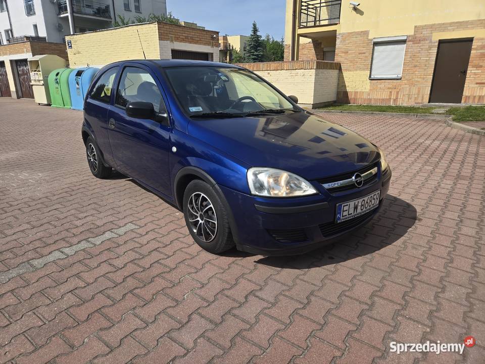 Opel Corsa 10 benzyna 2006 długie opłaty do benzyna