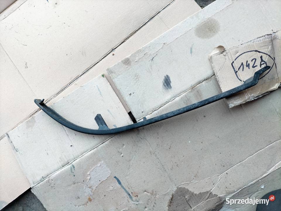 AUDI 80 B4 BLENDA POD LAMPE LEWA osobowe Kamień-Kolonia