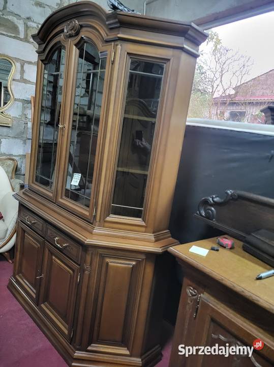 Piękny kredens bufet biblioteka serwantka orzech Sypniewo