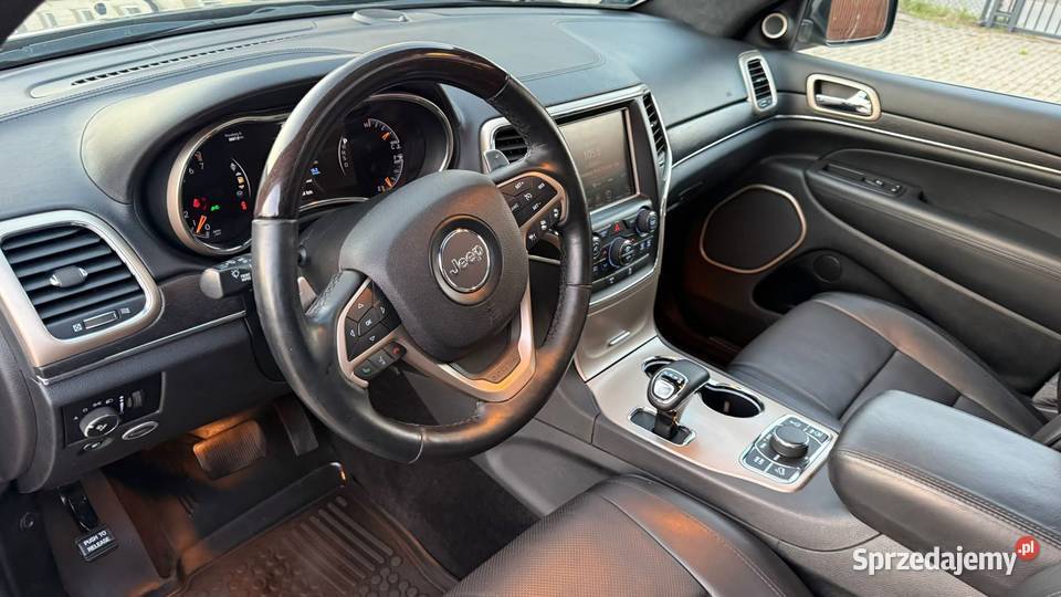 Sprzedam jeep grand cherokee wk2 36 lpg Gryfino