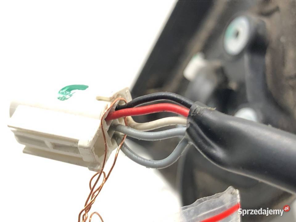 LUSTERKO PRAWY TOYOTA AURIS I Hatchback 0612 1G3 Lusterka zewnętrzne