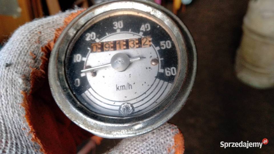 Komar licznik stary typ Elementy nadwozia Łańcut