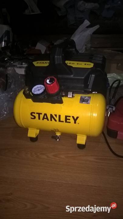 Stanley mega cichy kompresor bezolejowy 58 db , 6 litrów