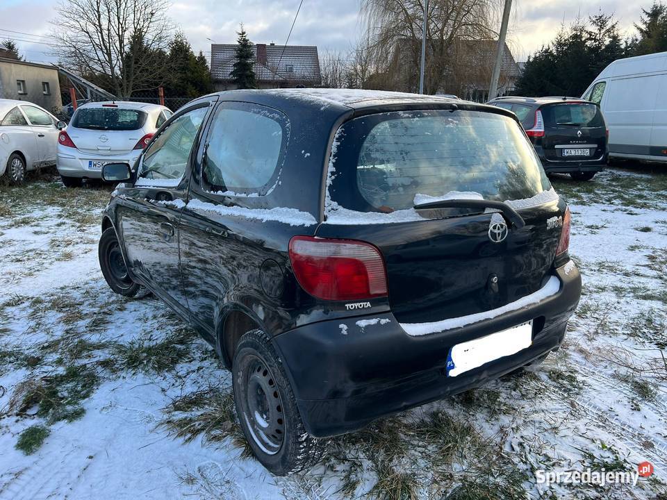 Toyota Yaris 10 elektryka klima 1000cm3