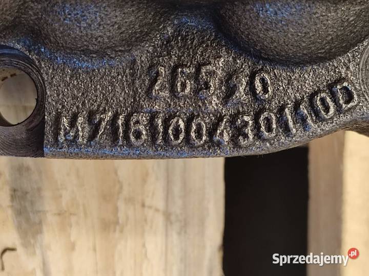 Osłona pompy skrzyni Fendt Vario ML 130