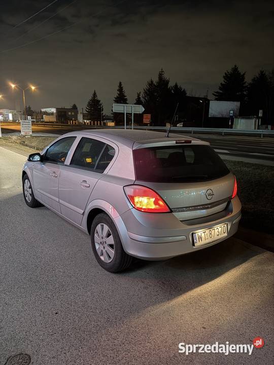Opel astra 14 benzyna 4/5 Warszawa sprzedam