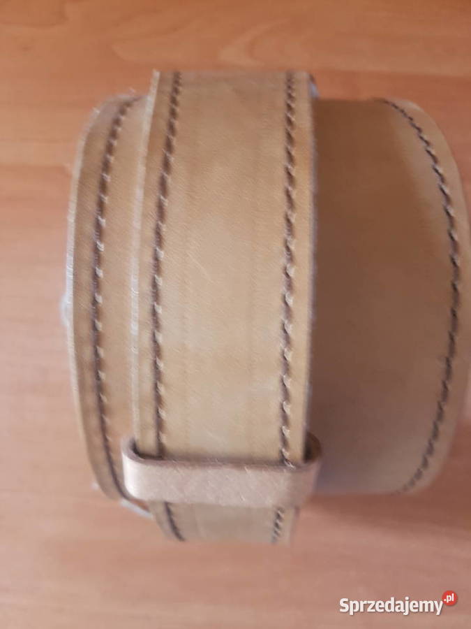 Nowy pas do ciężarów